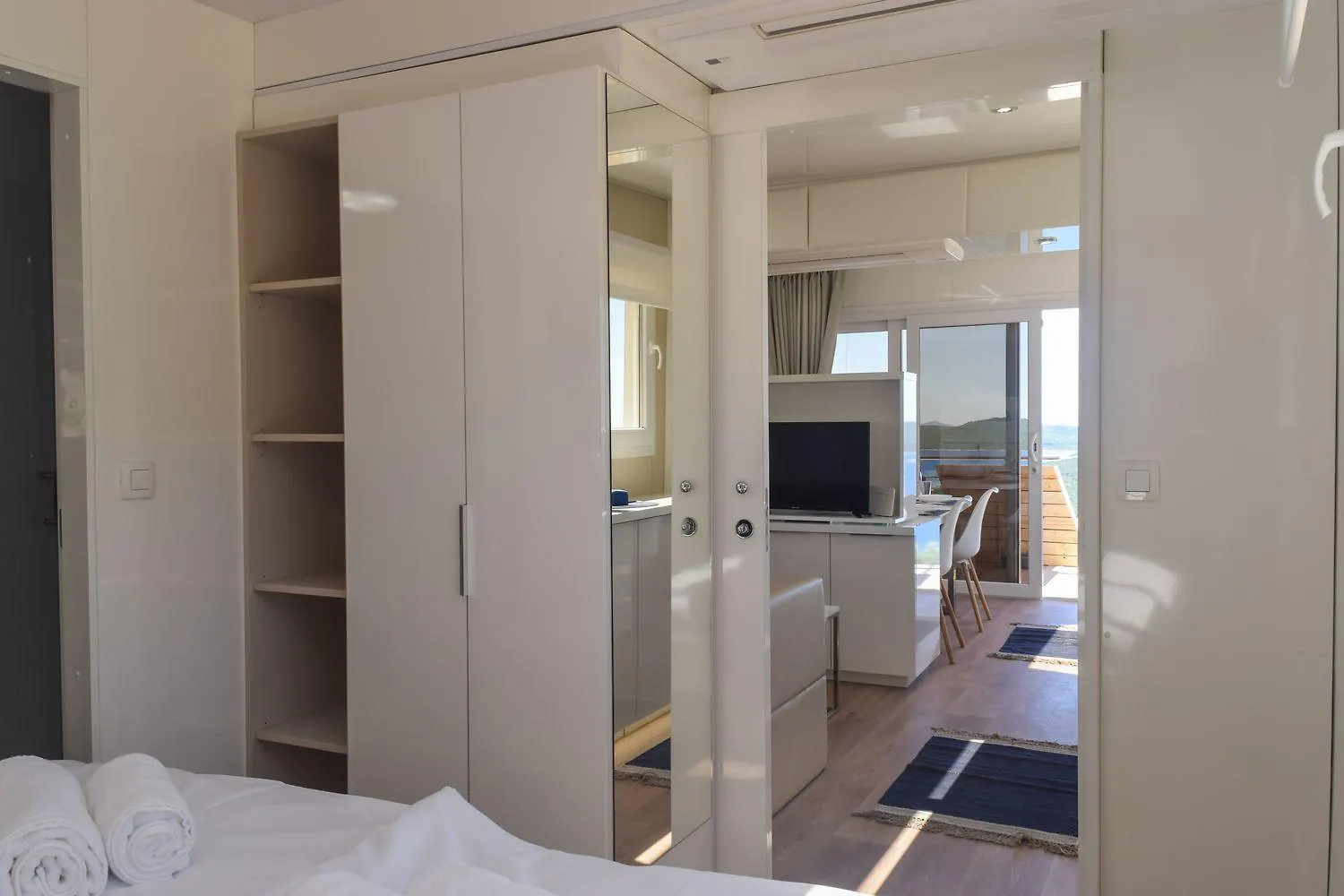 Glamping Tents And Mobile Homes Trasorka Veli Lošinj