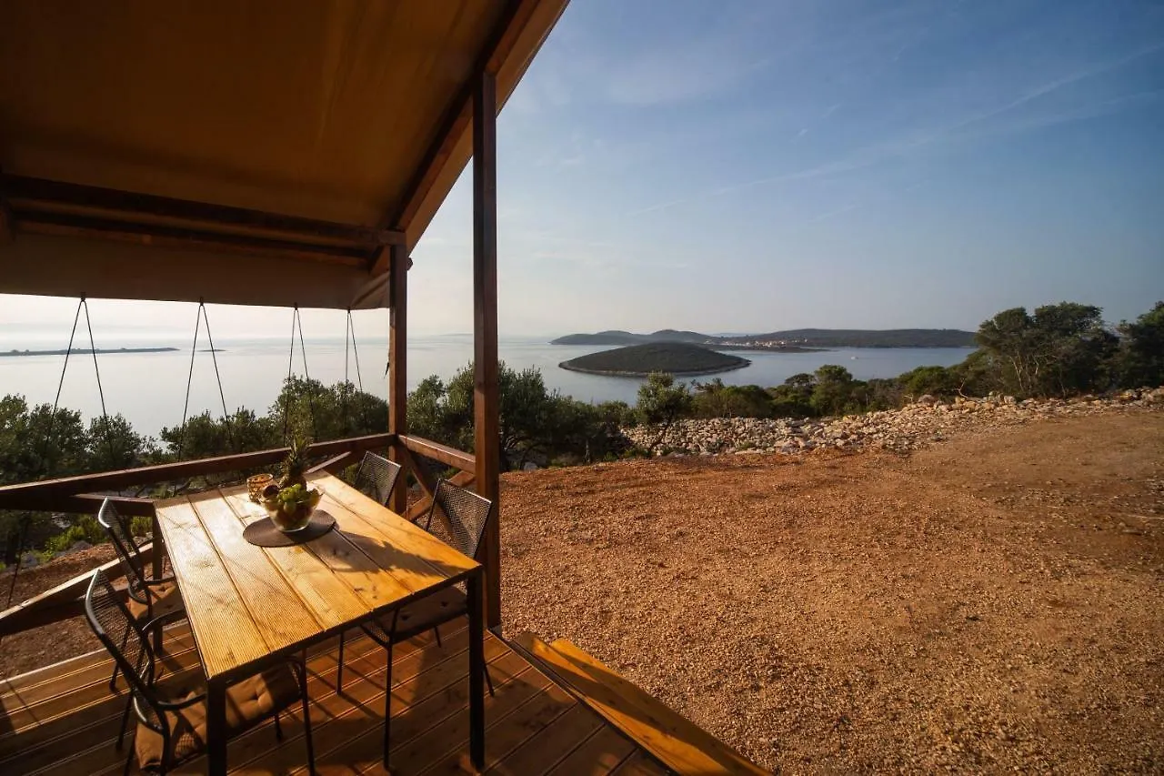 Glamping Tents And Mobile Homes Trasorka Veli Lošinj Kemping